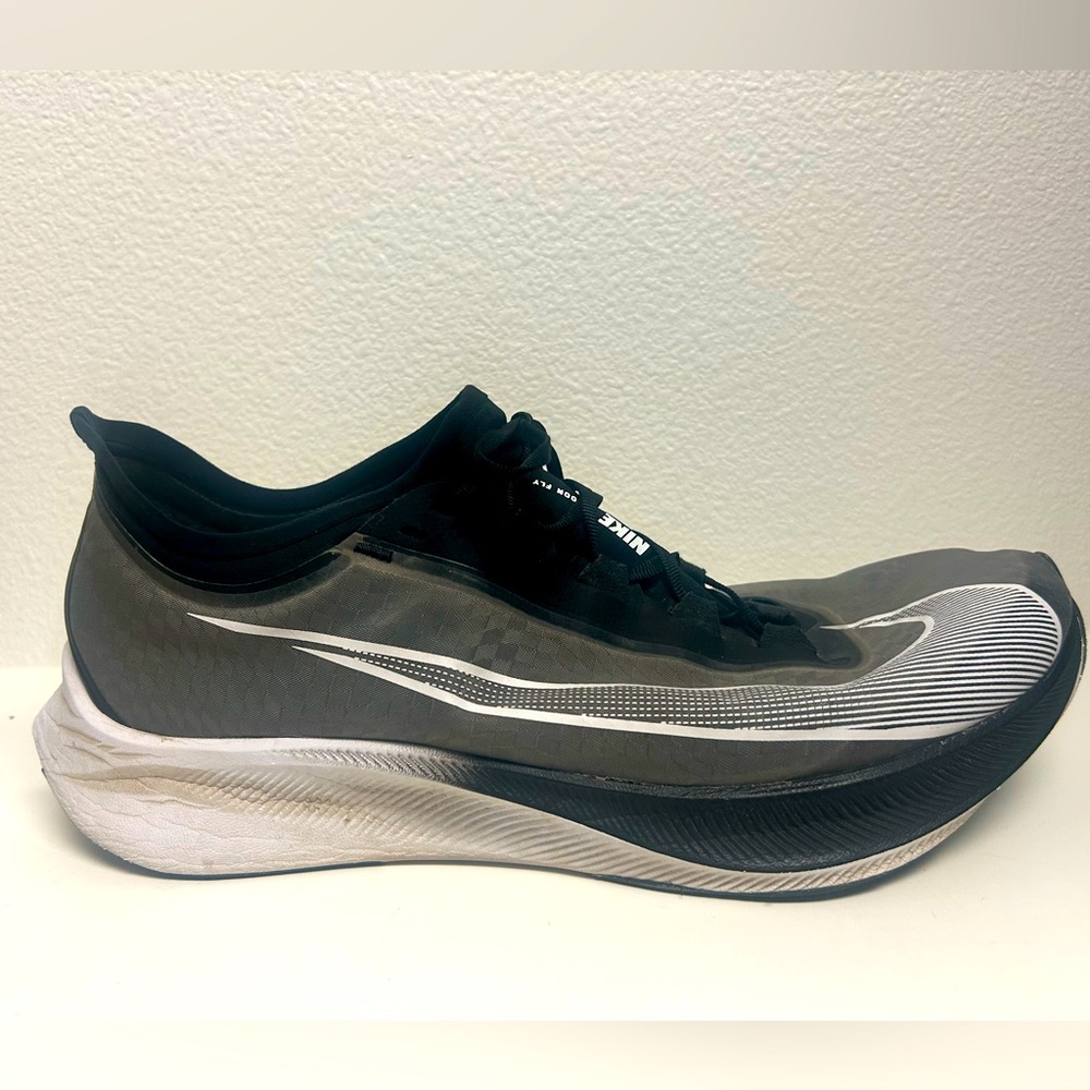 NIKE ZOOM FLY 3 Grey RUNNING SHOES MENS SIZE (USA 13)RP $230 PEGASUS INFINITY